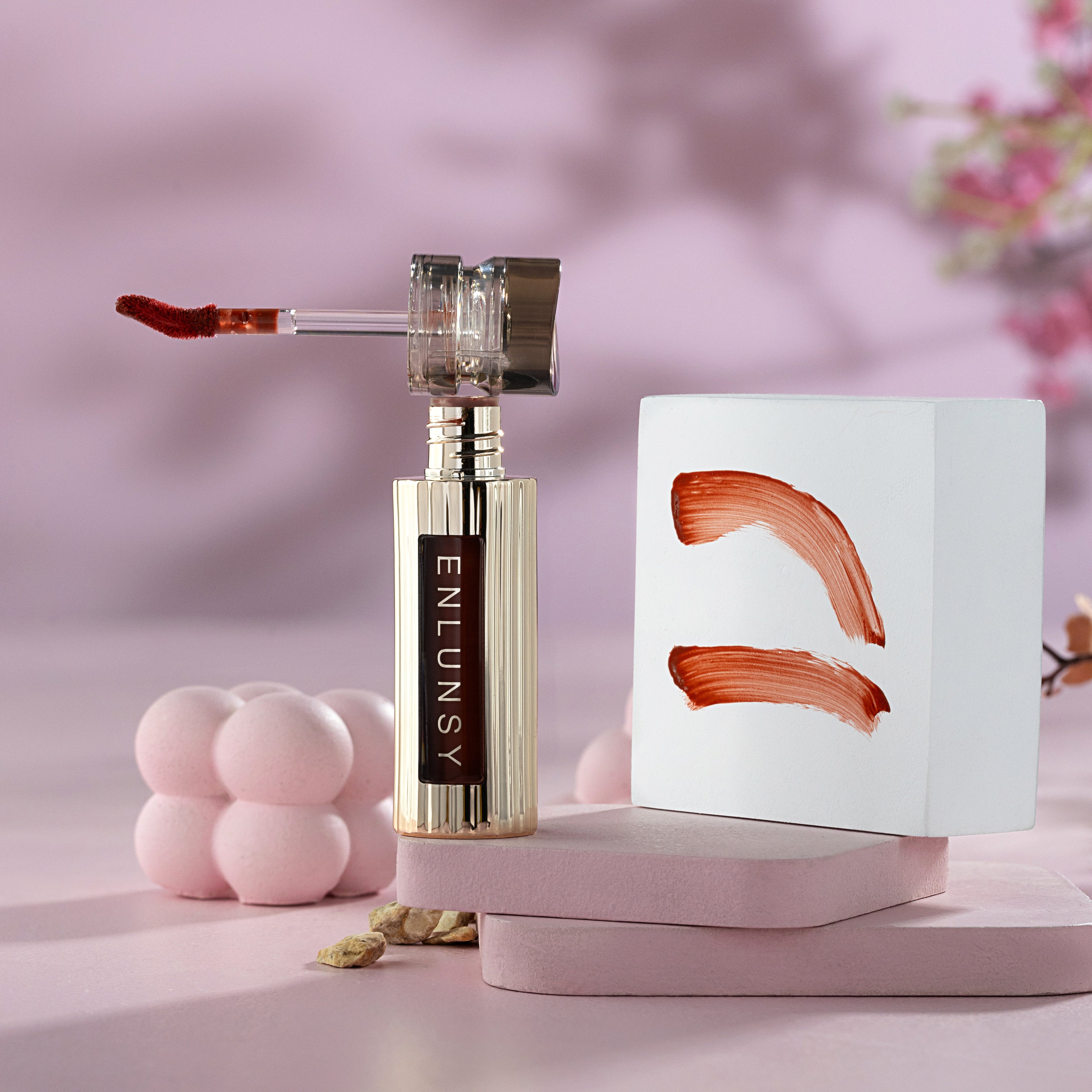 ENLUNSY Enchanting Words Hydrating Essence Lip Gloss